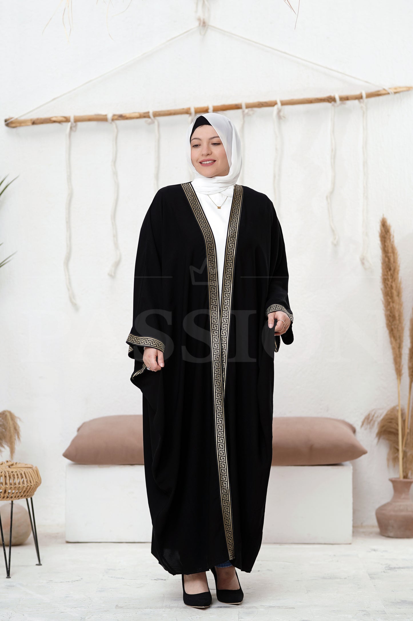 Versacea Elegance Crepe Kaftan