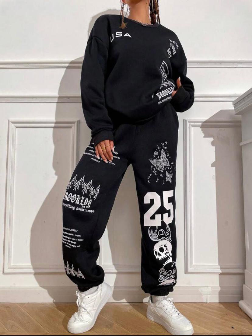 Skull Suit Black